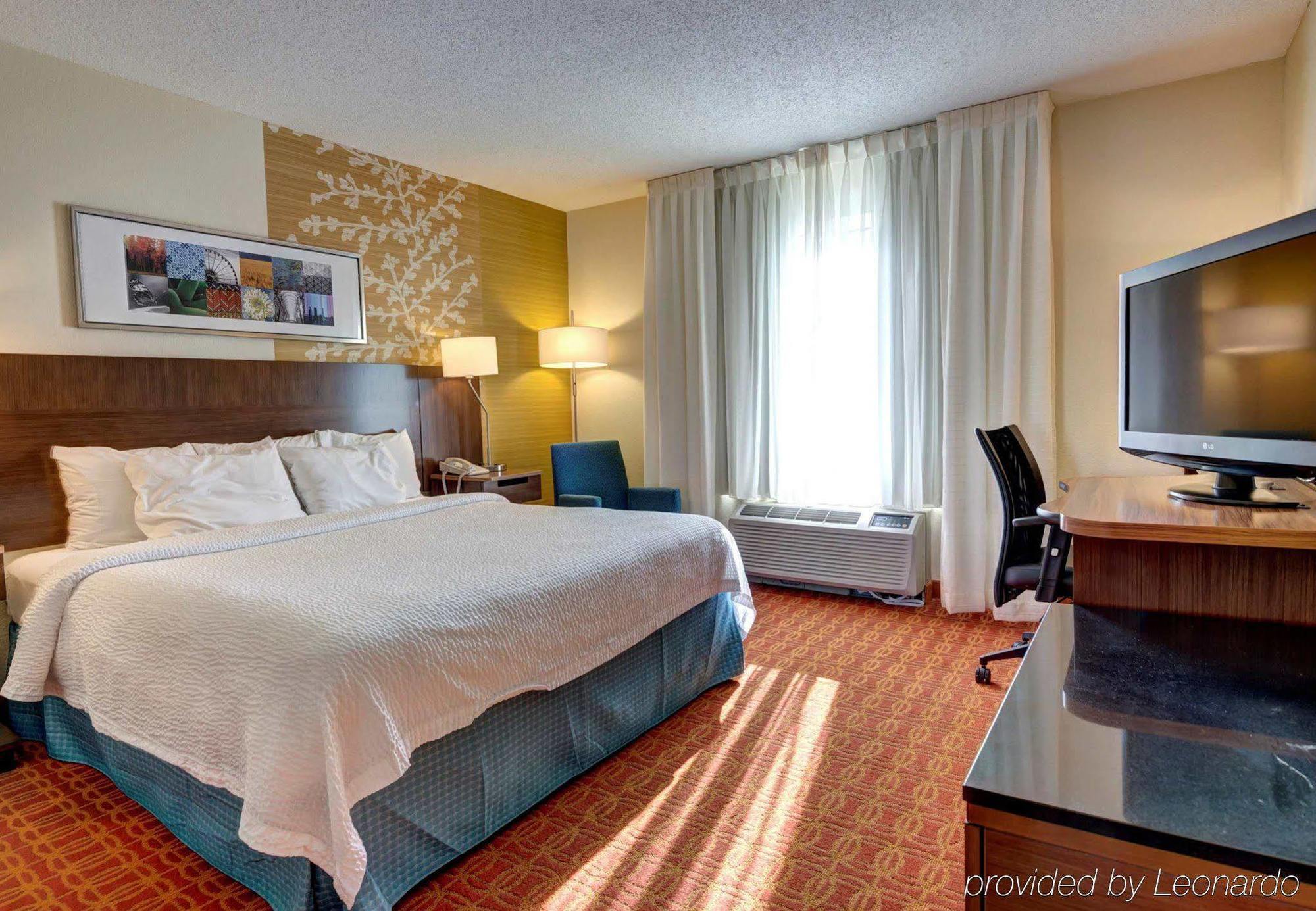 Fairfield Inn And Suites By Marriott Potomac Mills Woodbridge Exterior foto
